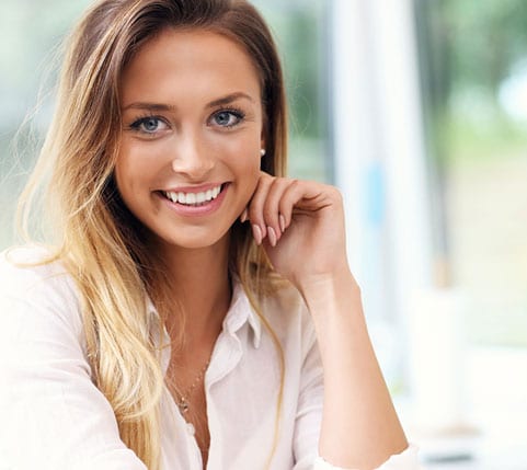 Teeth Whitening - Veneers